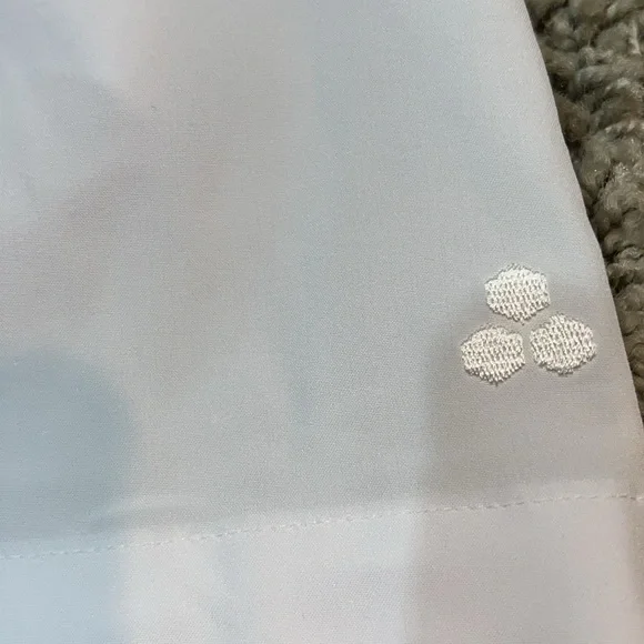 NEW Women’s Golf Skort (XXL) - Picture 3 of 7